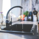 How does a garbage disposal work